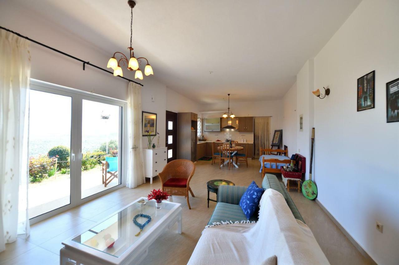 Agnanti Apartamento Tragána Exterior foto